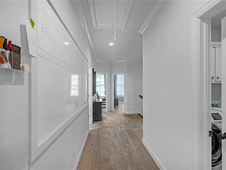 720 Avondale Hills Dr — Photo 26