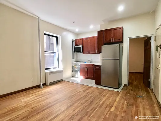 Rented by Sovereign Associates | media 3