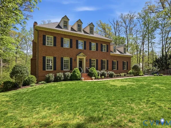 2 Dover Pl, Henrico, VA 23238