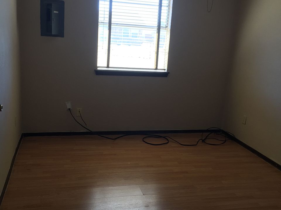 1st image of 6122 SW Park Ave #Home