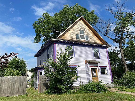 4th image of 3235 Lyndale Ave N