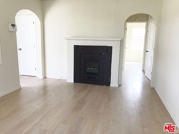 5th image of 6117 Ibbetson Ave