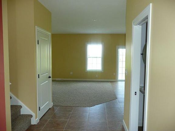 4th image of 7609 Oakwilde Dr #39