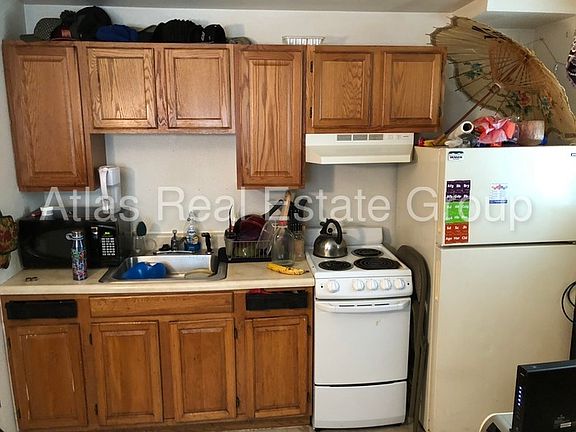 4th image of 2550 N Ogden St APT 12