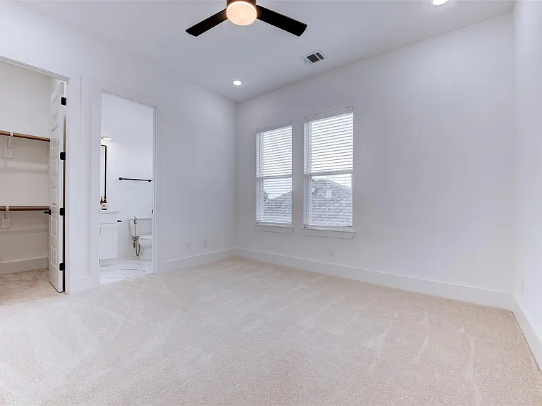 861 Fisher St #G — Photo 7