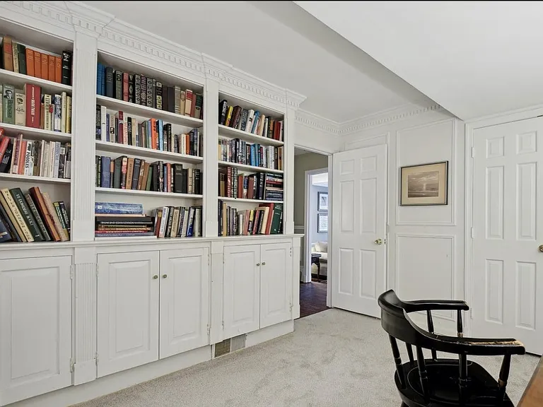 10942 Wickshire Way — Photo 5