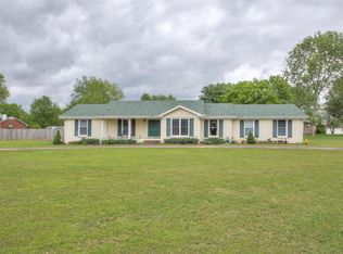 7456 Polk Dr, Murfreesboro, TN 37129