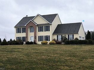 34 Washburn Rd, Port Murray, NJ 07865