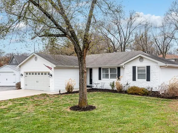 1910 N 150th St, Basehor, KS 66007