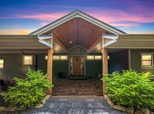 312 Mesquite St, Glen Rose, TX 76043