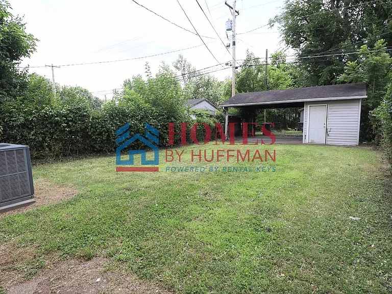1525 Monroe Ave — Photo 14