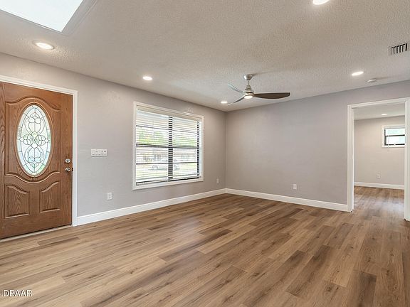 4th image of 350 Sagewood Dr