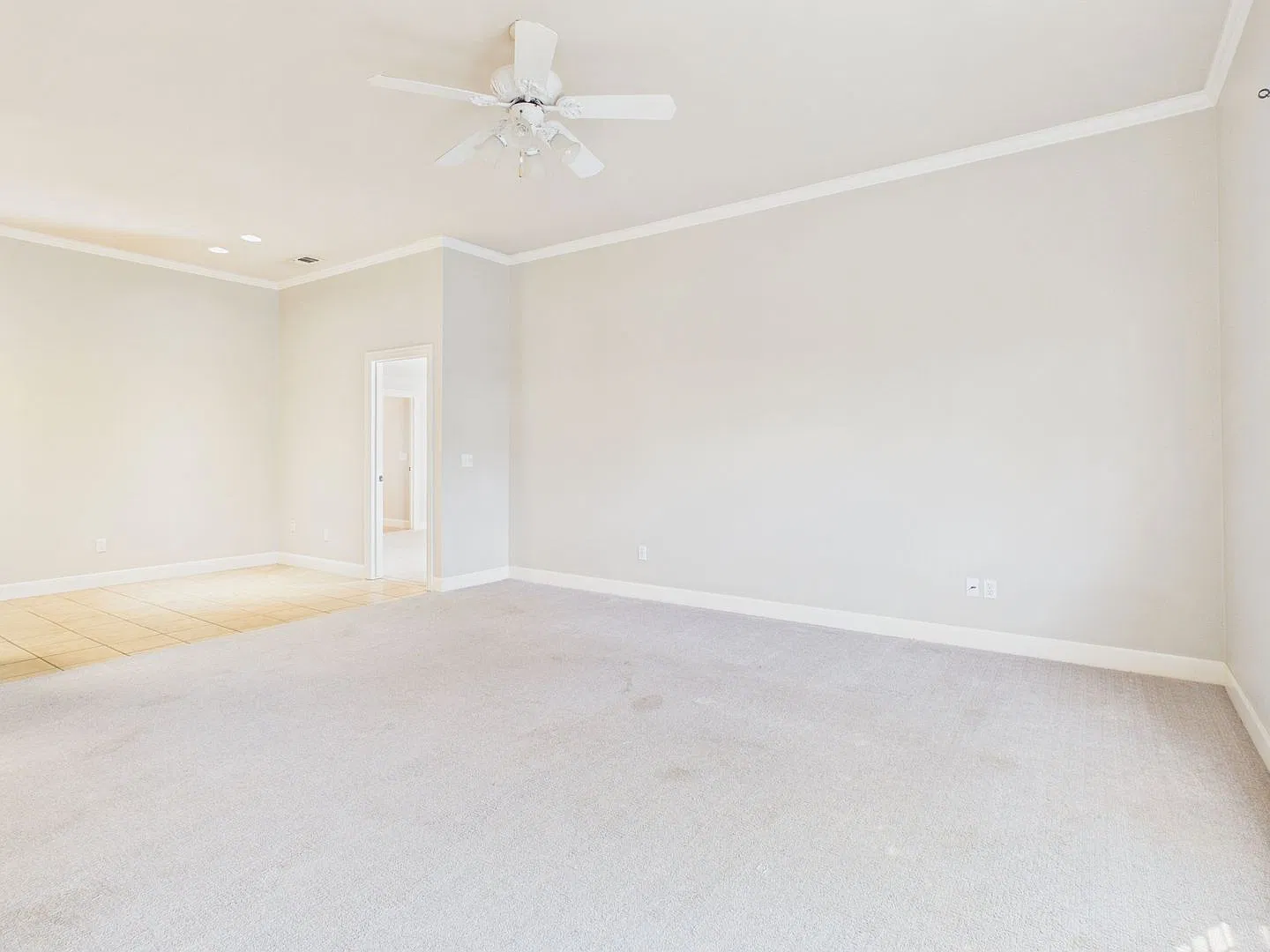 Charming 2 Bedroom, 2 Bathroom Rental in Sleepy Hollow — Photo 4