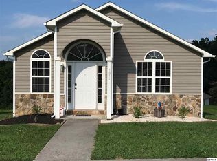 1611 Monte Vista Dr, Sevierville, TN 37862