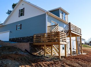 2153 Highland Church Rd, Bowling Green, KY 42101