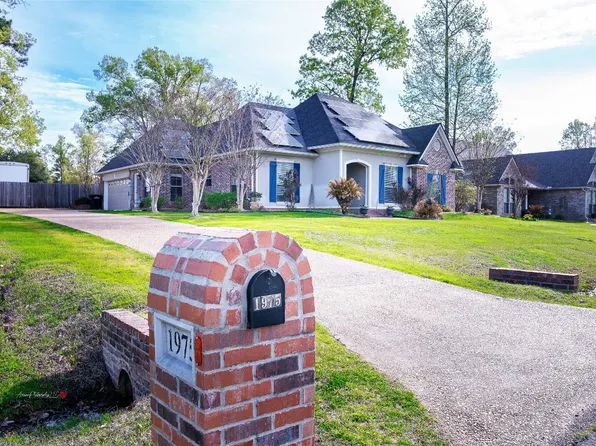 1975 Honeytree Trl, Haughton, LA 71037