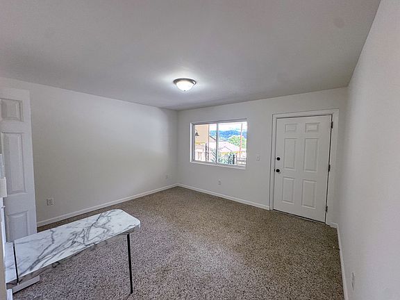 3rd image of 1595 Soco Rd APT 5