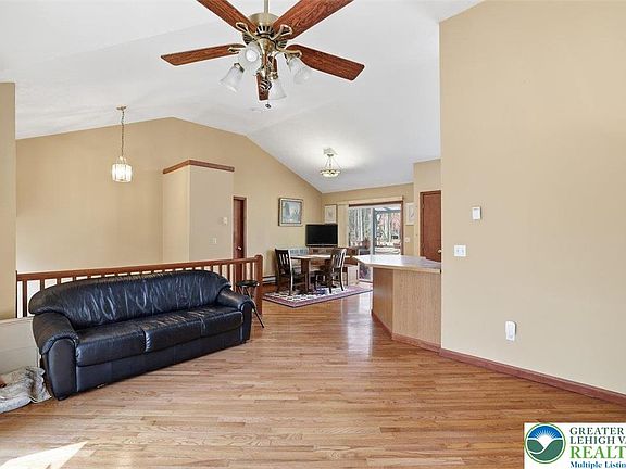 5th image of 338 Fernwood Dr