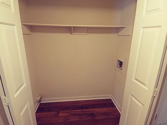 4th image of 209 Acklen Park Dr APT 4