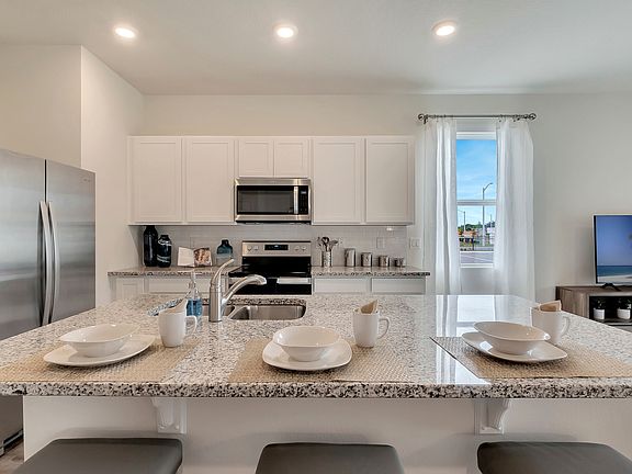 4th image of 1720 Cambrelle Way #89