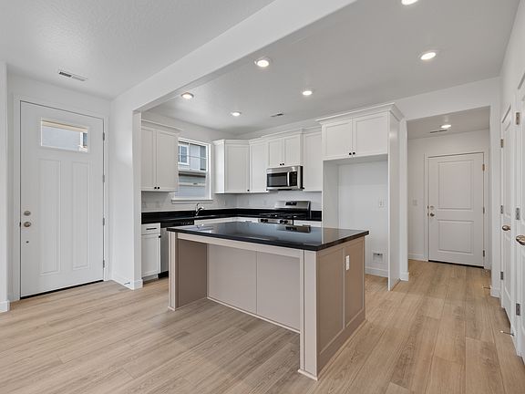 2nd image of 6757 W Jumbo Rocks Ln #249