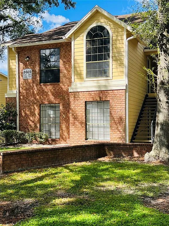 1 bed, 1.0 bath, 581 sqft, $1,250 — Photo 1