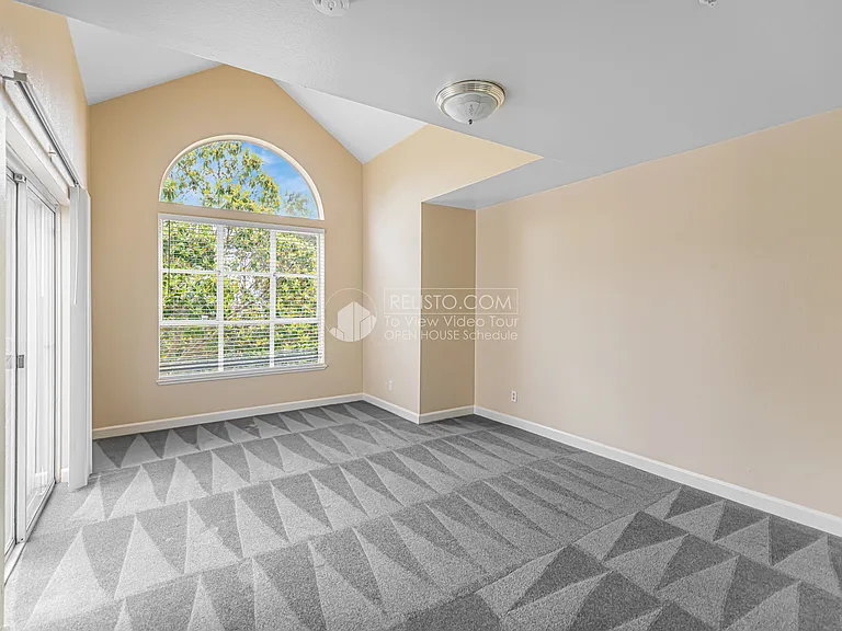 1112 Eddy #C — Photo 16