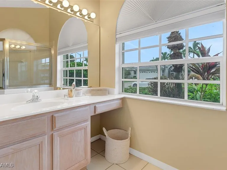 9521 Mariners Cove Ln — Photo 15