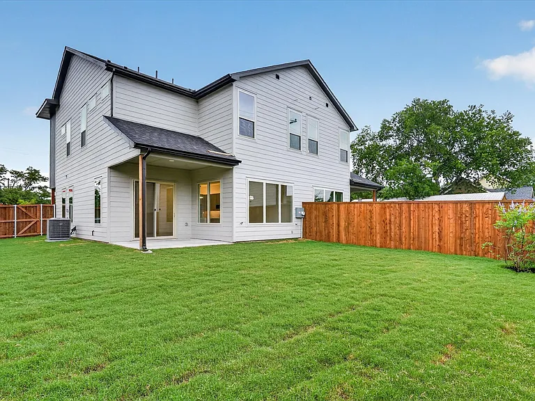 1702 Chattanooga Pl — Photo 29