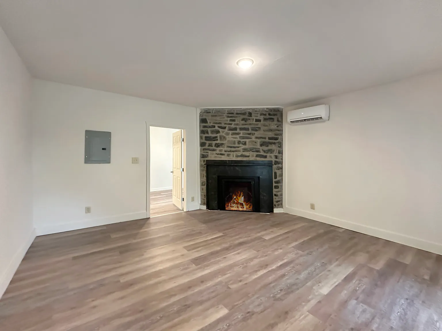 1 bed, 506 sqft, $1,095 — Photo 2