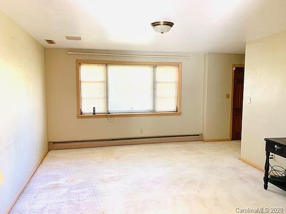 3rd image of 635 7th Avenue Pl SE