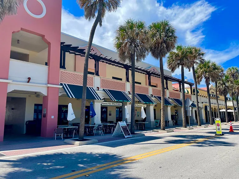 902 S Federal Hwy — Photo 16