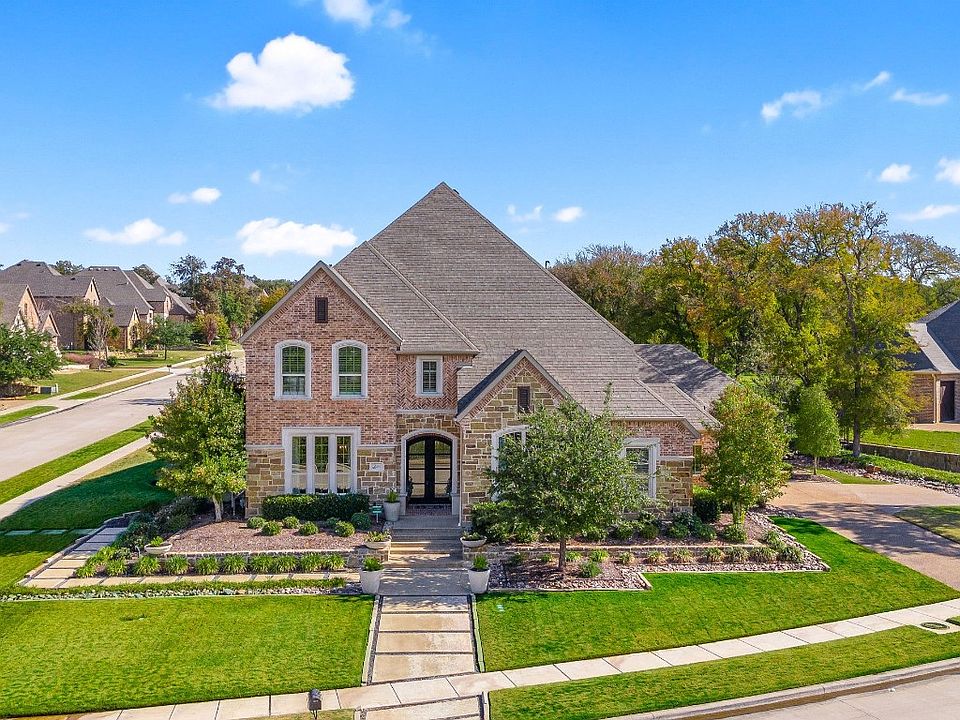 Available Trophy Club Homes in DFW