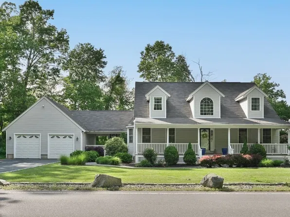 10 Valley Rd, Danvers, MA 01923