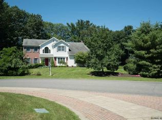 423 Ridgehill Rd, Guilderland, NY 12084