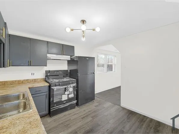 1210 W 109th St #1, Chicago, IL 60643
