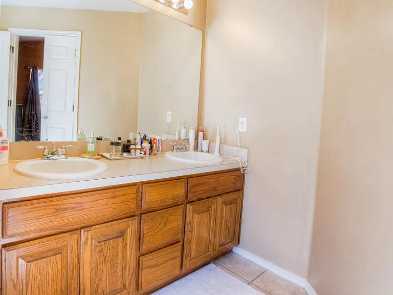 18104 Calle Way — Photo 14