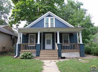 215 SW Taylor St, Topeka, KS 66603