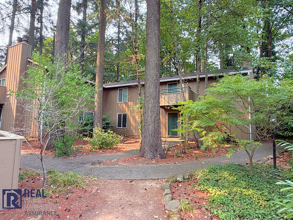7077 SW Montauk Cir