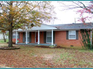 268 Chickasaw St, Holly Springs, MS 38635