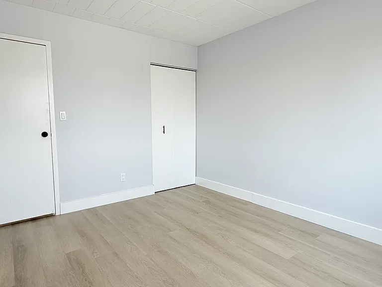 471 Tecumseh Rd W #204 — Photo 10