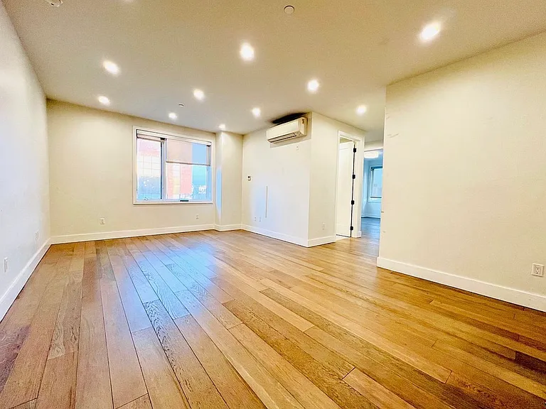 1834 Nostrand Ave #4C — Photo 4