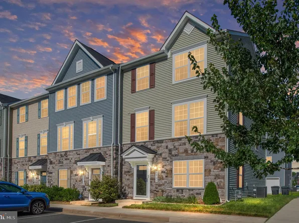 9711 Cedarmass Cir, Fredericksburg, VA 22408
