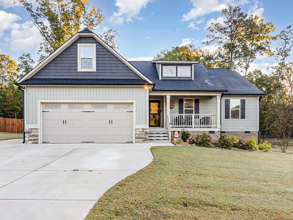 1st image of 439 Long Grass Dr