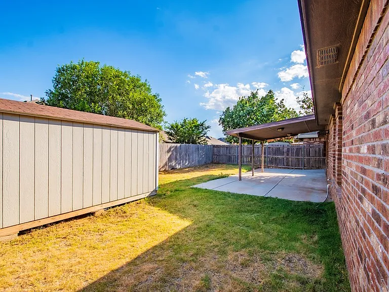 1118 Cedar Creek Rd — Photo 36