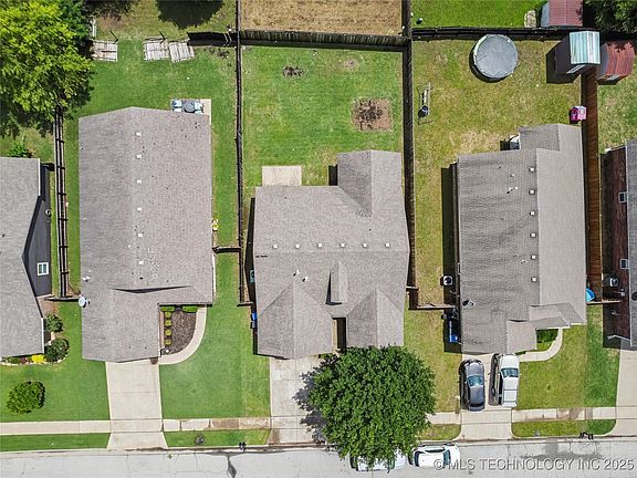 4th image of 2713 N 20th St