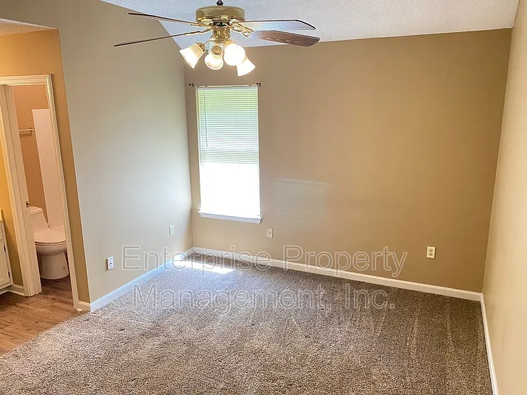 4444 Longtree Cv — Photo 23