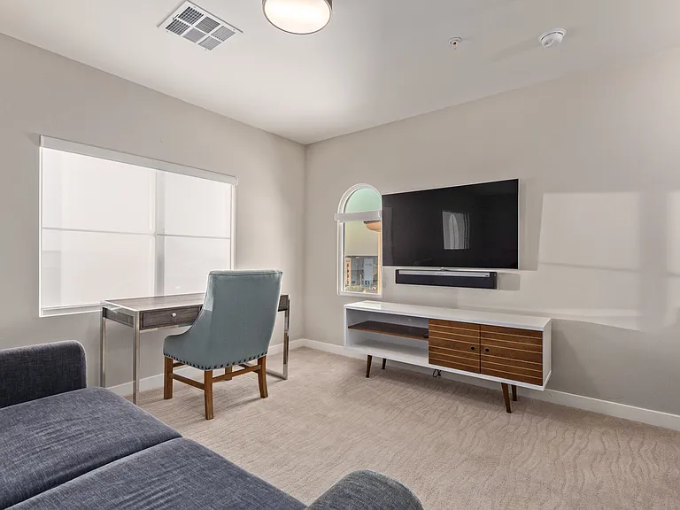 Loft with view and large flatscreen TV