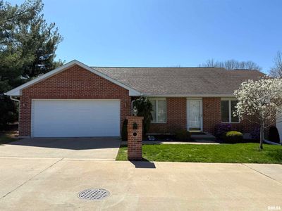 104 Waterford Dr W, Quincy, IL, 62305