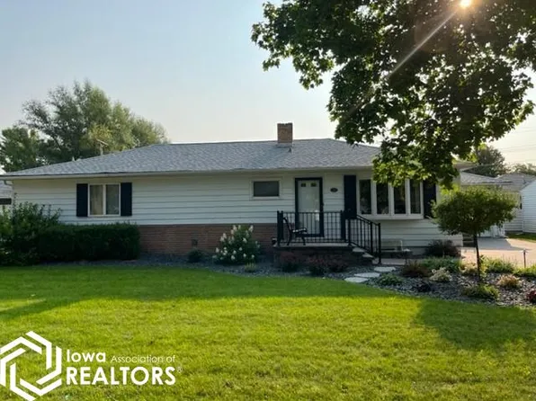 608 2nd St NE, Buffalo Center, IA 50424